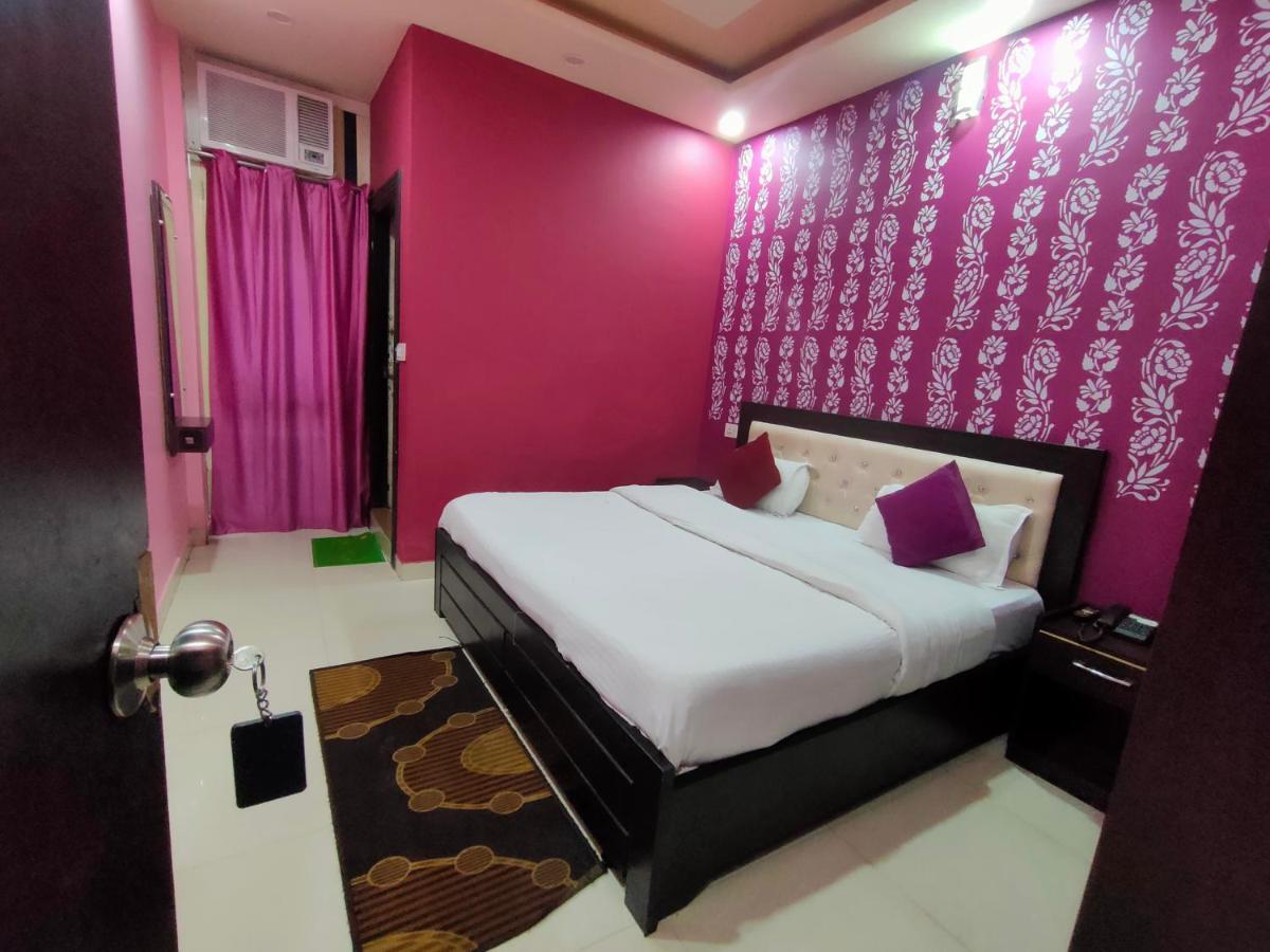 Hotel Dev Bhoomi Inn Rishīkesh Eksteriør billede